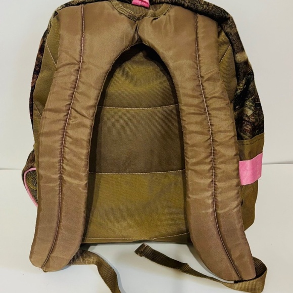 Women’s Realtree Fieldline Pro Series Backpack Camouflage With Light Pink Trim - Picture 4 of 9